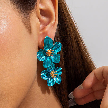 Chic Floral Pearl Earrings Stylish Alloy Flower Studs