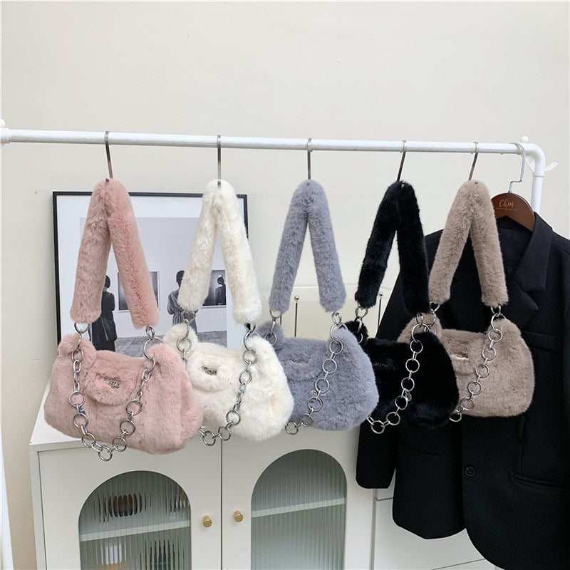 Fashionable Plush Shoulder Bag with Chain