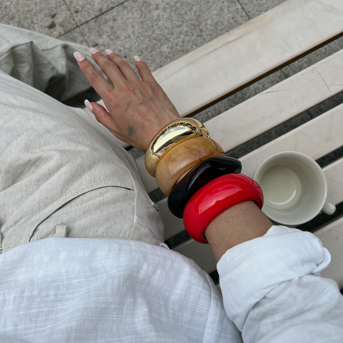 Fashionable Gradient Acrylic Wide Bracelet Geometric Resin Jewelry