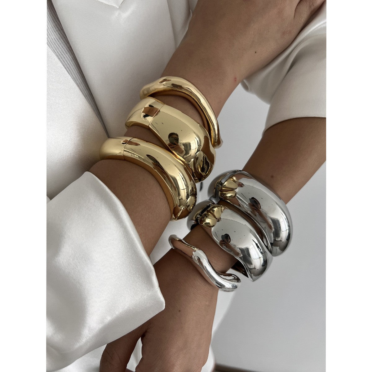 Trendy Irregular Geometric Metal Lava Bracelets For Women