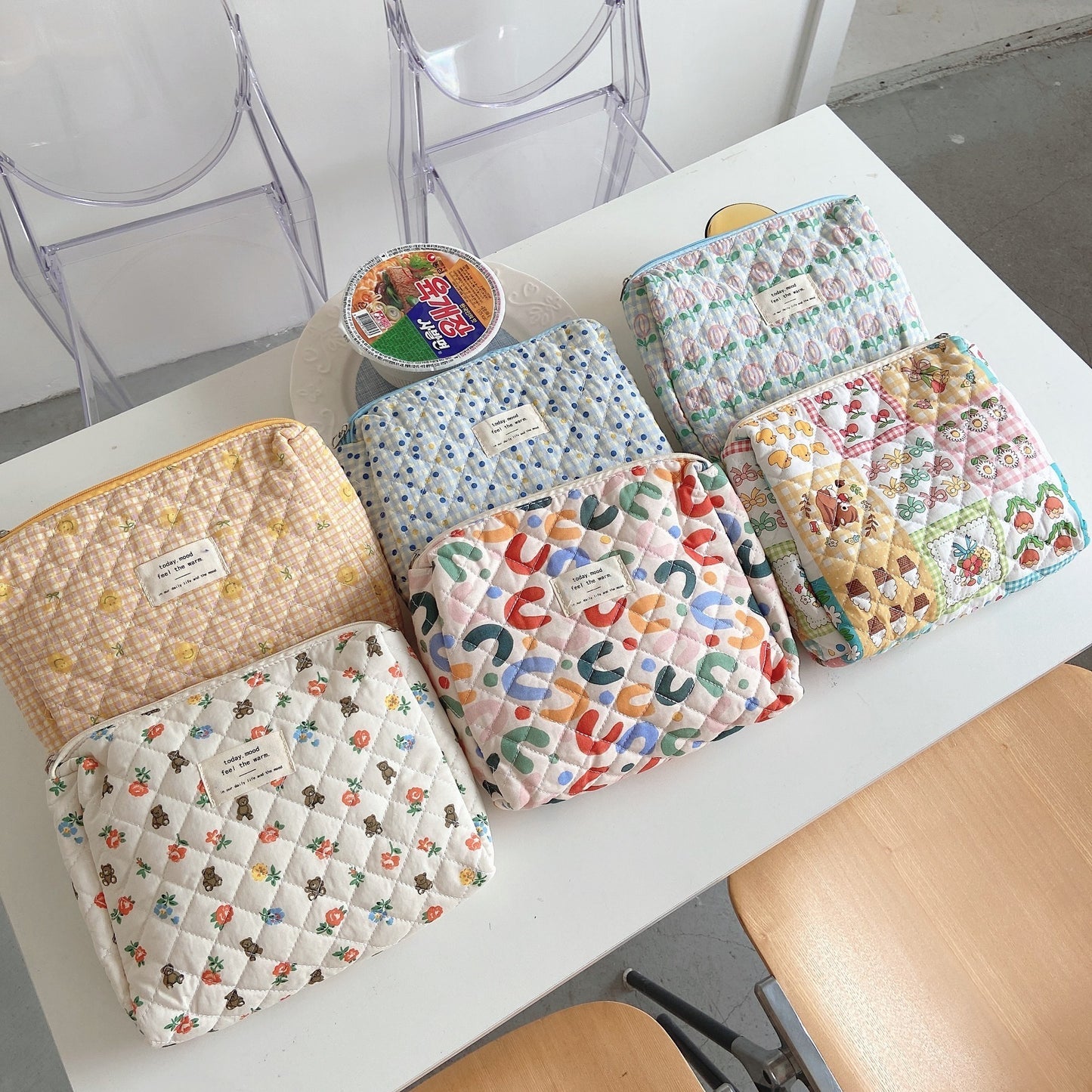 Cosbai - Floral Storage Purse Cosmetic Bag