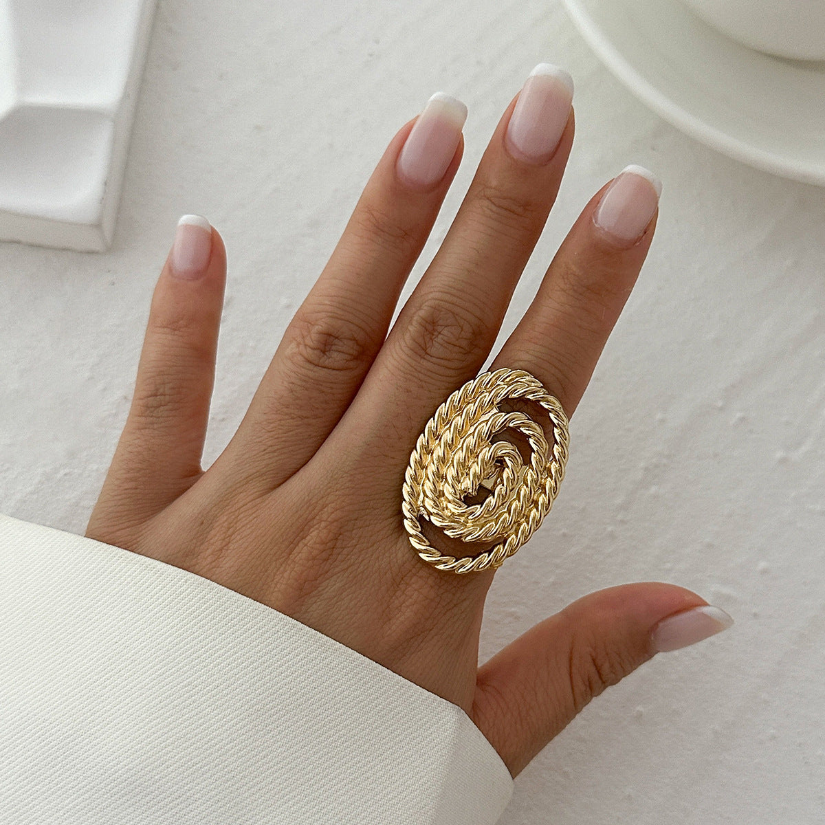 Metallic Wrinkled Pearl-Like Statement Ring For Women