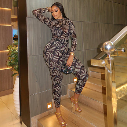 Trendy Striped Two-Piece Activewear Set With Long-Sleeve Turtleneck