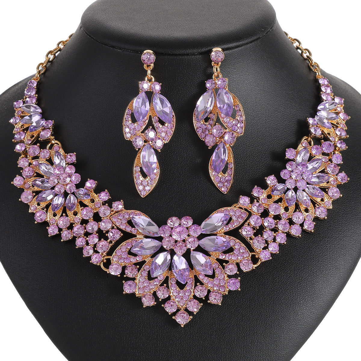 Vintage Floral Leaf Necklace Set for Women - Luxurious Jewelry