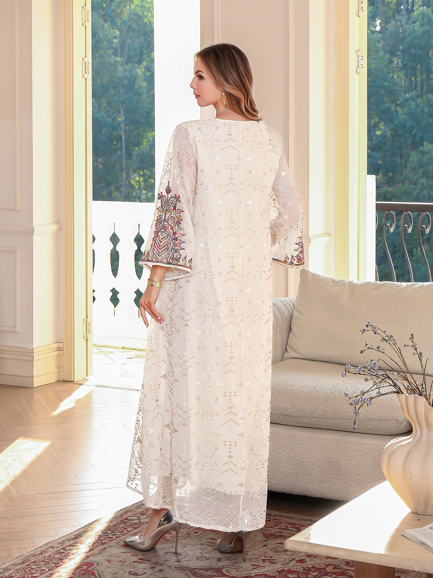 Embroidered Muslim Maxi Dress Elegant Abaya for Ladies