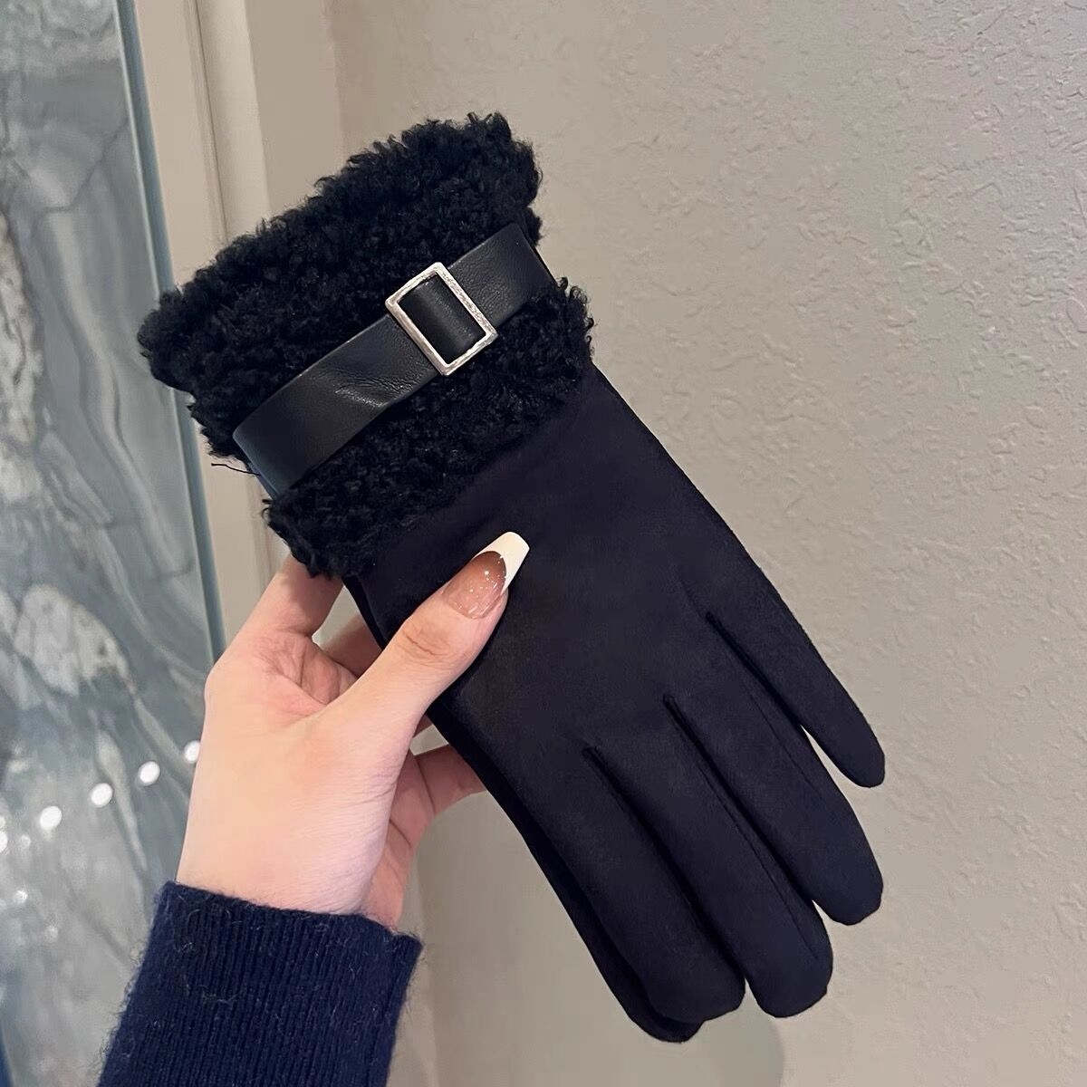 Winter Touch Screen Thermal Suede Gloves