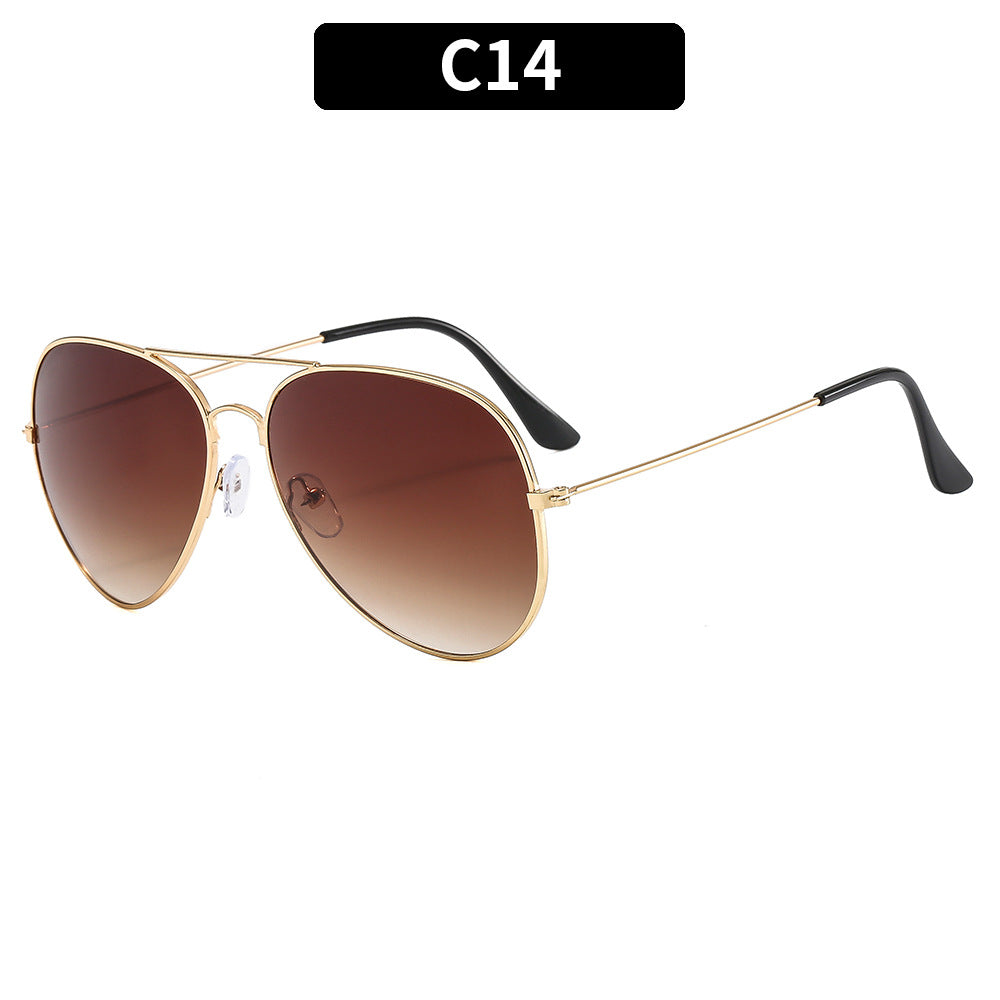 Classic Retro UV400 Men's Sunglasses with Metal Frames