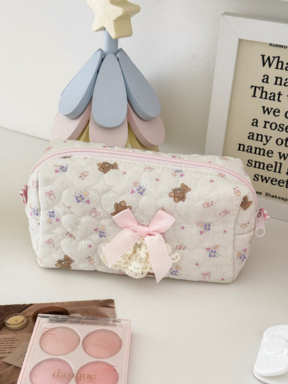Cute Bear Heart Storage Bag Quilted Design Lightweight Pencil Case