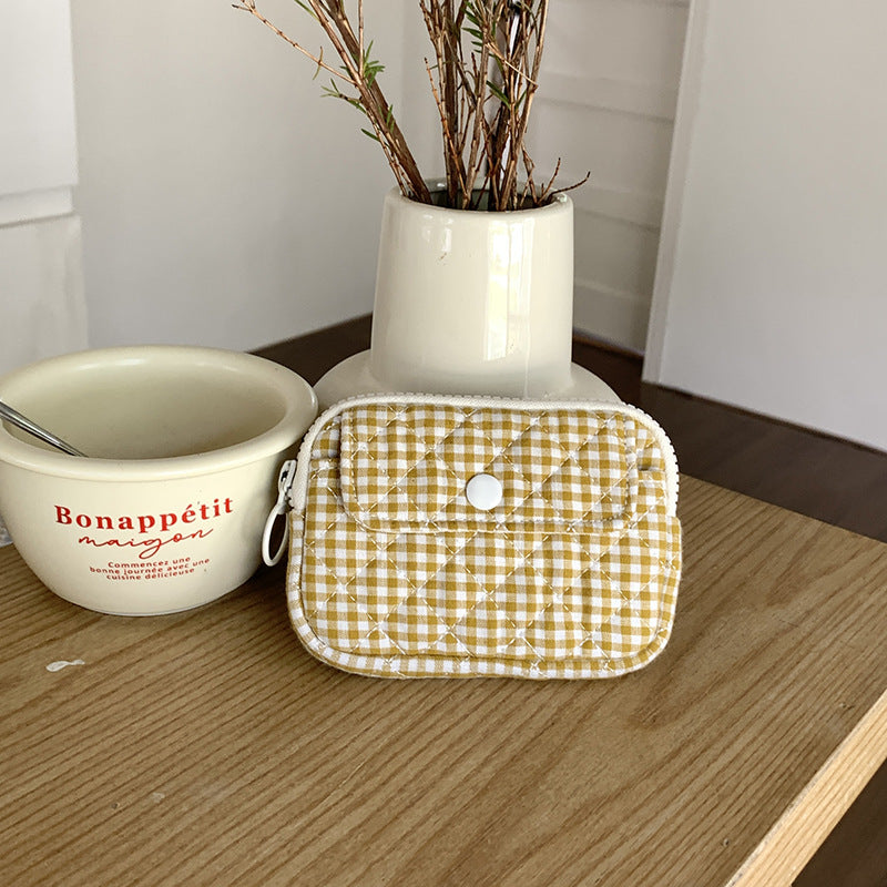 Multi-Functional Quilted Card Holder with Floral Print