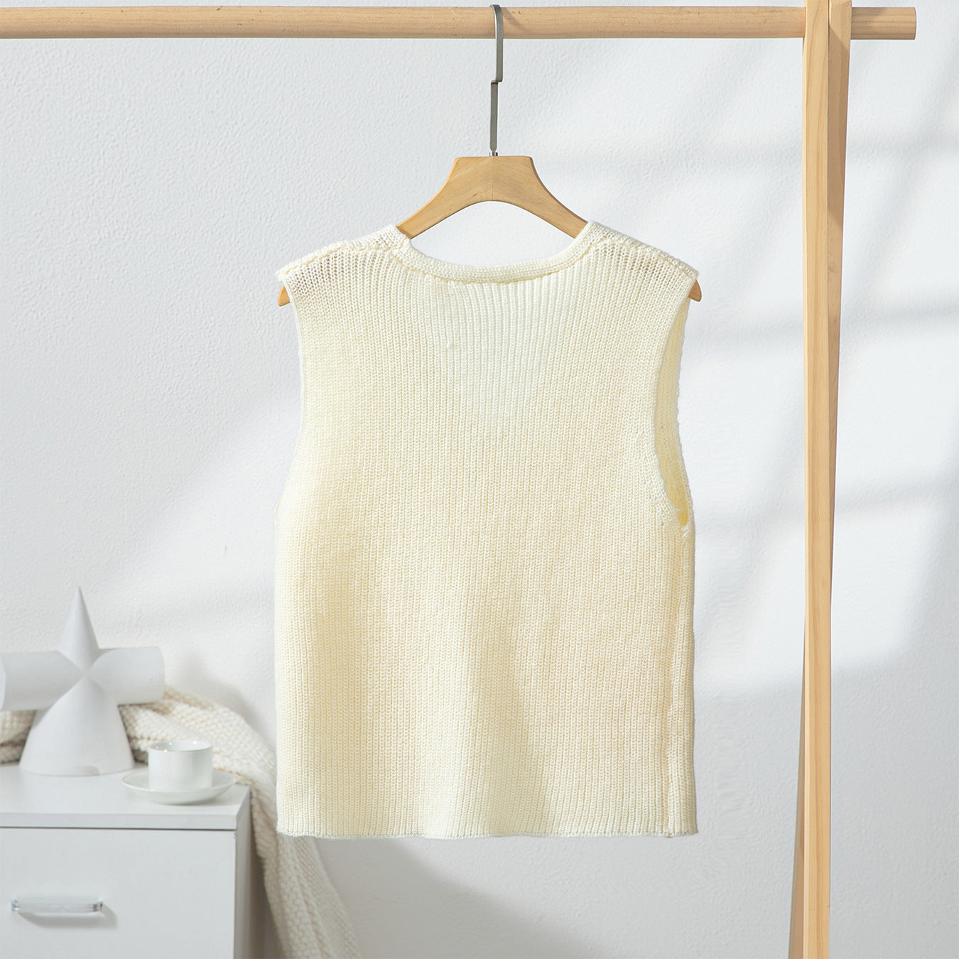 Casual Solid Color V-Neck Knit Vest