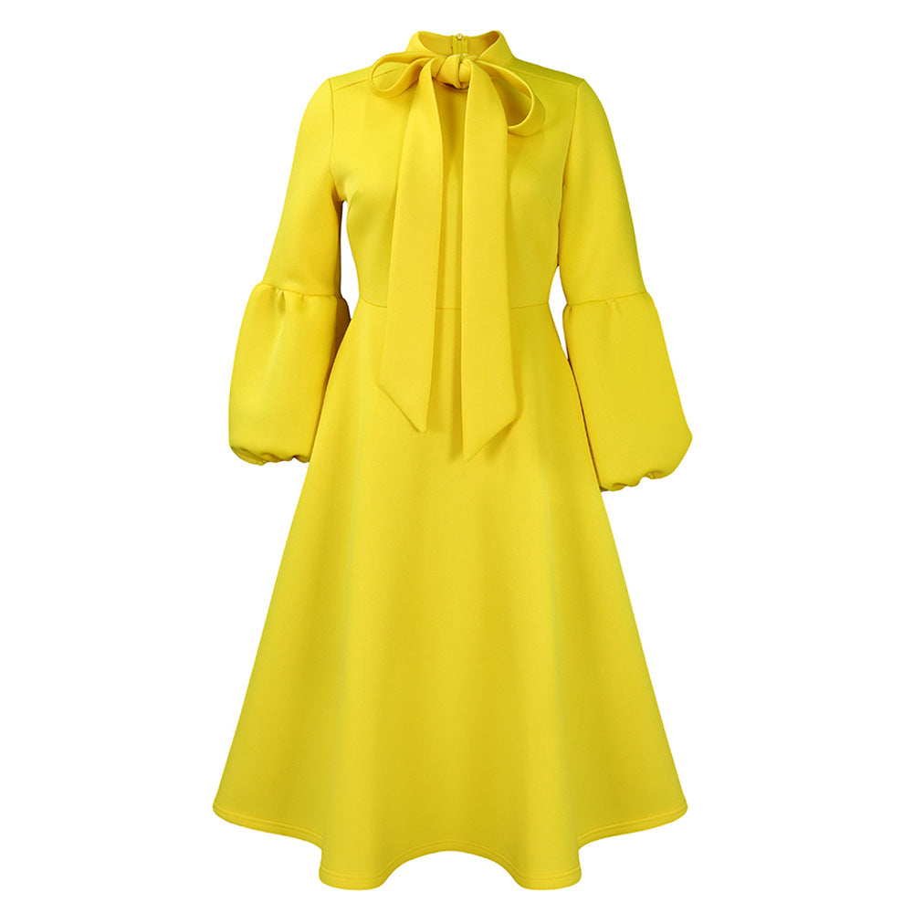 Elegant High-Waisted Dress With Puff Sleeves And Flared Skirt