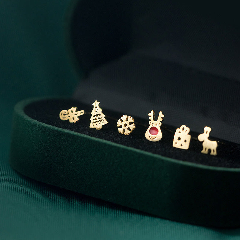 Cute Silver Mini Reindeer Christmas Earrings Set