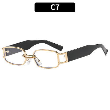 Trendy Oval Frame Sunglasses with Metal Accents