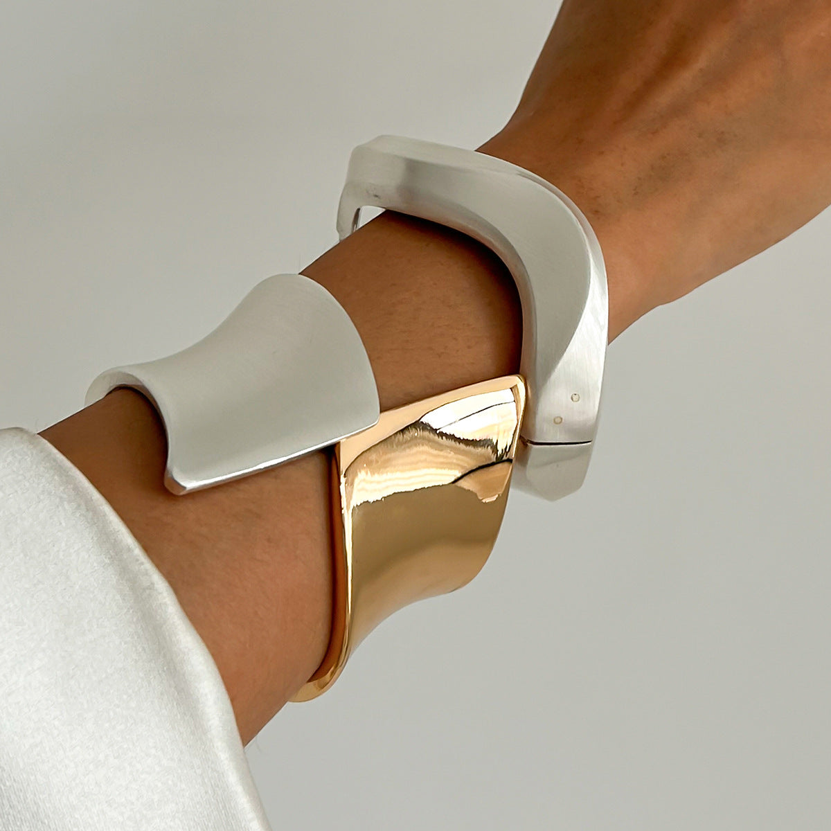 Trendy Irregular Open-Cuff Alloy Bracelet Set