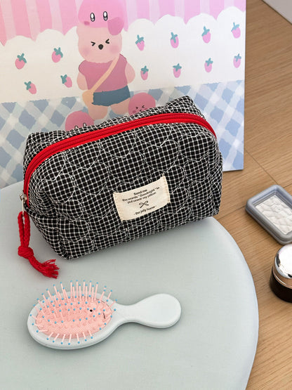 Heart Quilted Cosmetic Bag Stylish Portable Storage