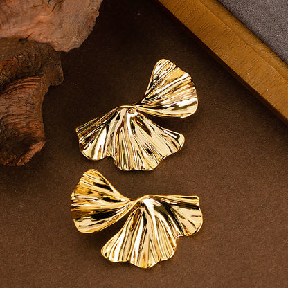 Stylish Ginkgo Leaf Metal Earrings For Women