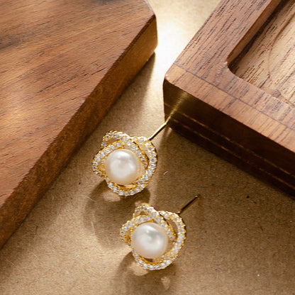 Elegant Natural Freshwater Pearl Stud Earrings For Women