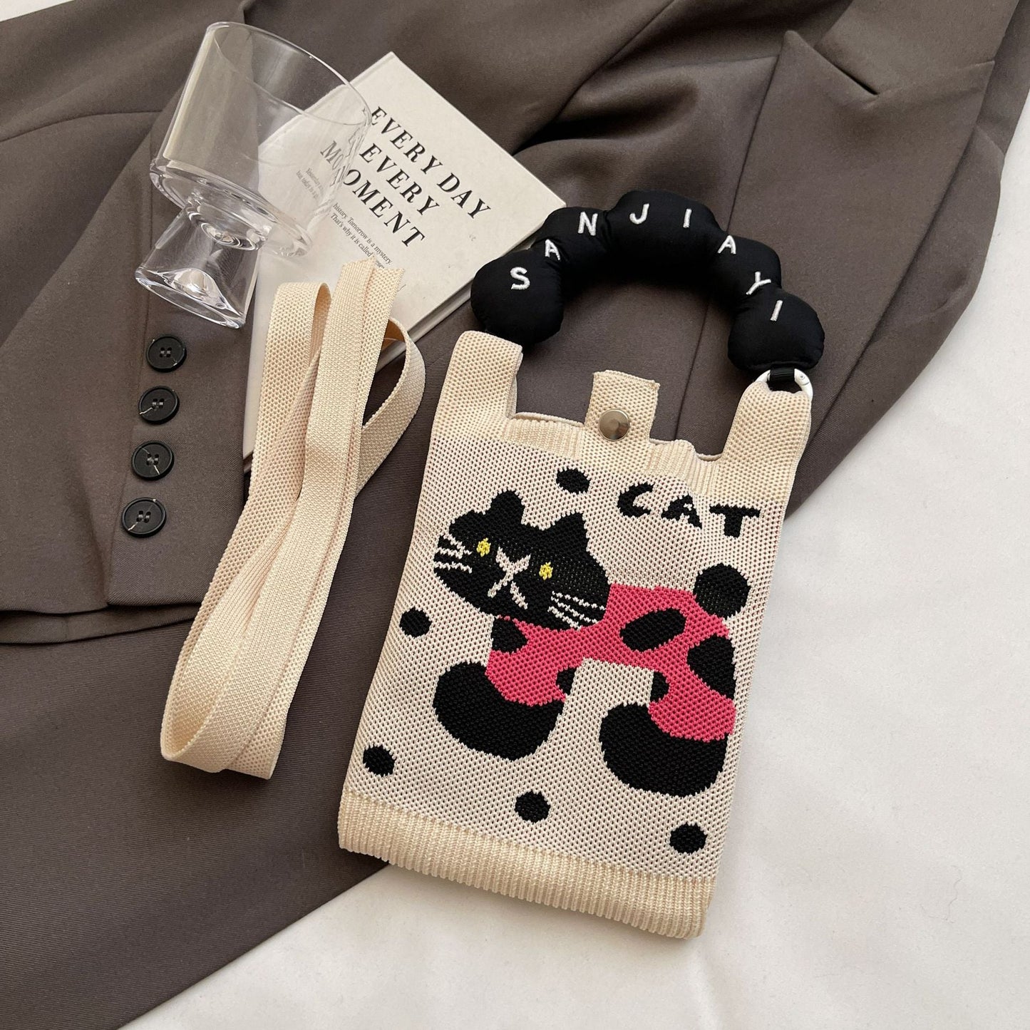Trendy Knitted Crossbody Phone Bag Cute Cartoon Design
