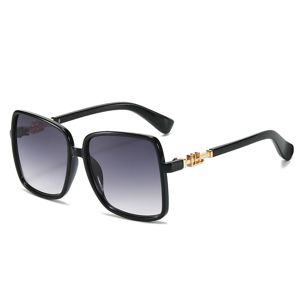 Trendy Oversized Fashion Sunglasses with Colorful Lens