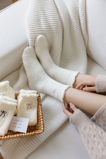 Winter Plush Solid Color Bow Embroidery Crew Socks