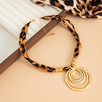 Retro Leopard Print Silk Scarf Necklace With Heart Pendant