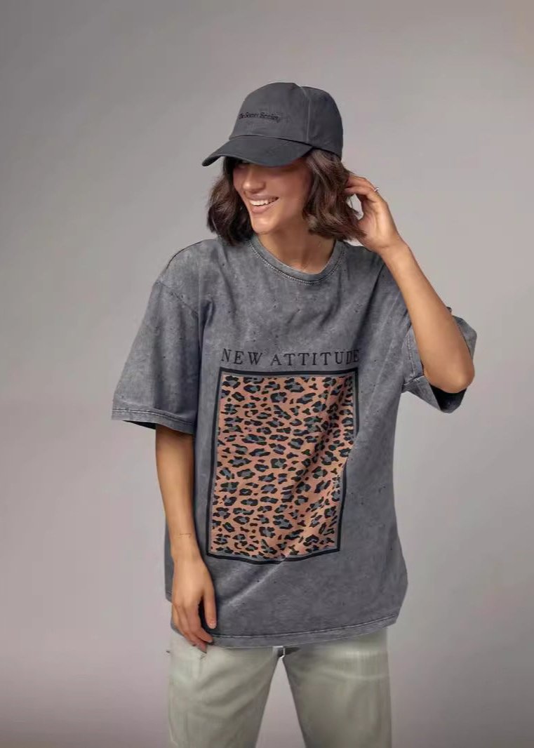 Cotton Graphic Tee With Leopard Statement
