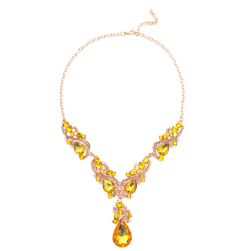 Exaggerated Vintage Necklace and Earring Set