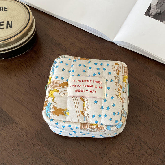 Quilted Makeup Bag with Animal Prints - Breathable & Portable