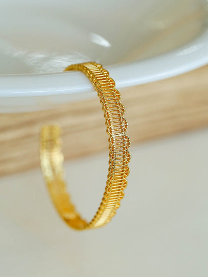 Fashion Lace Geometric Hollow Cuff Bracelet