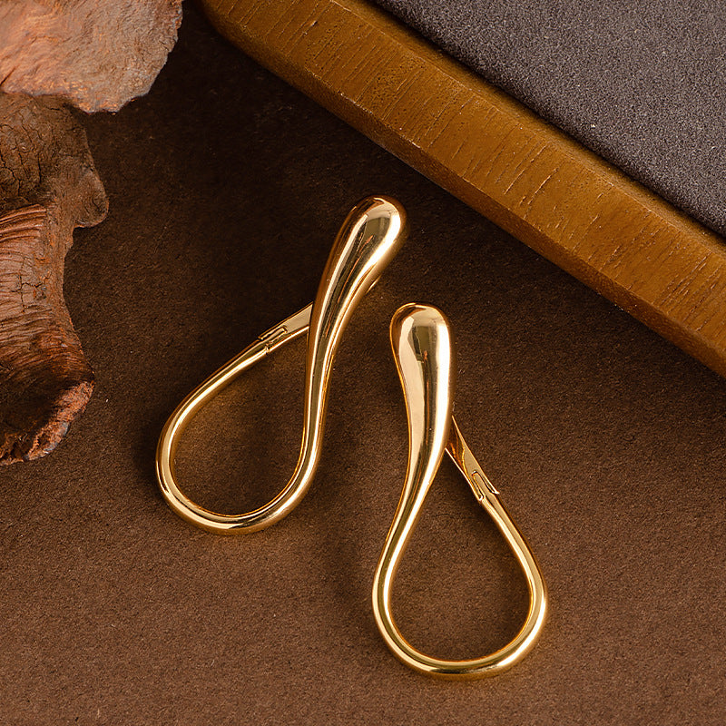 Fashionable Water Drop Earrings For Women In Gold And Silver