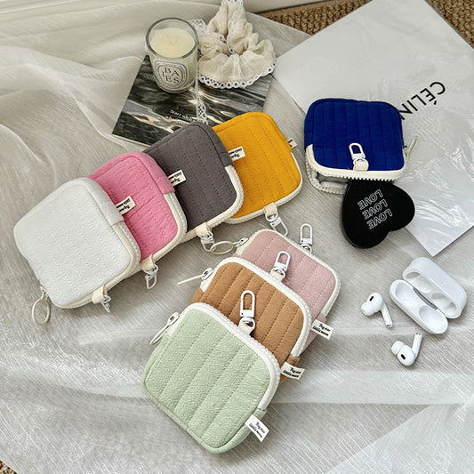 Mini Quilted Headphone Case Stylish Casual Keychain Pouch