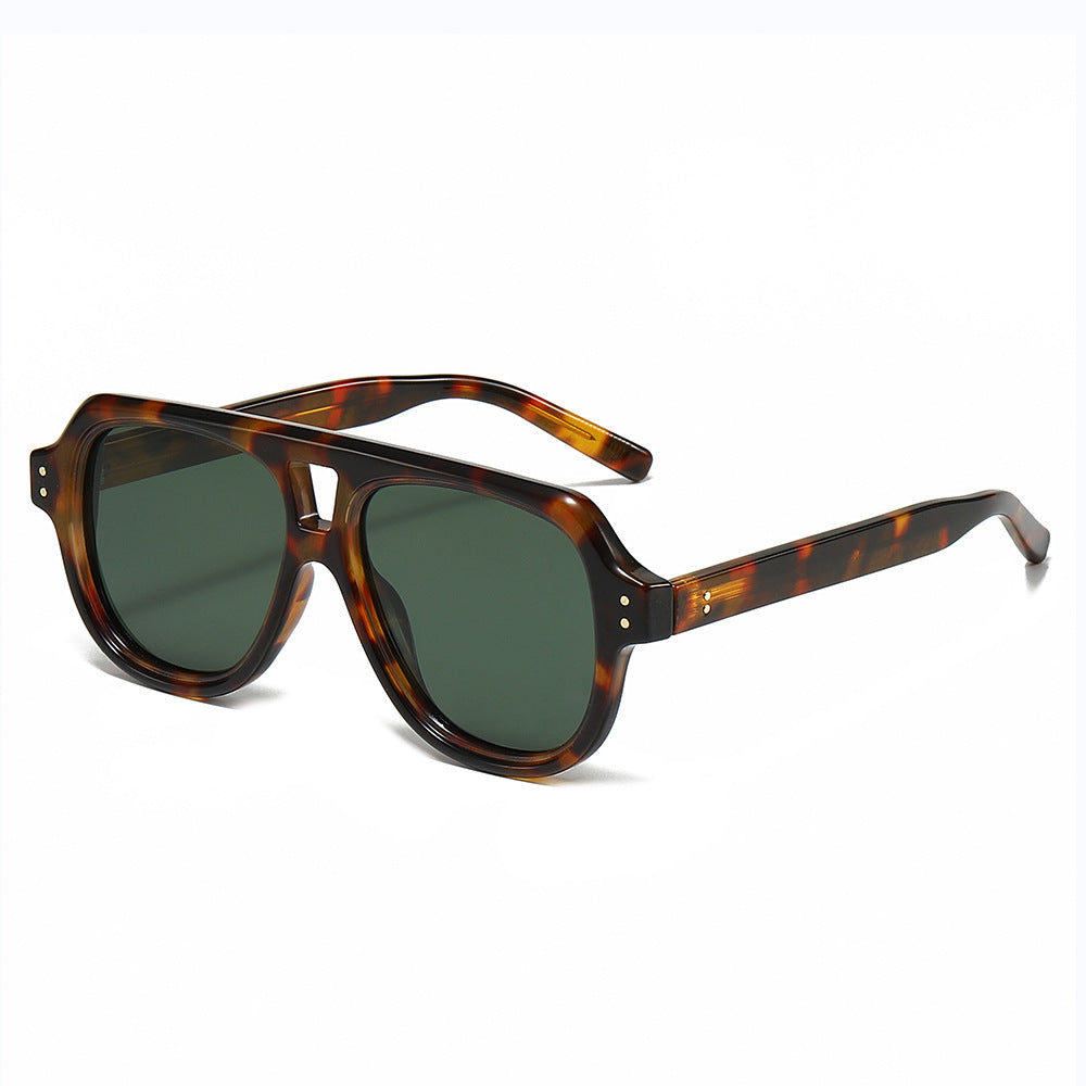 Trendy Polarized Sunglasses with Crown and Skull Design