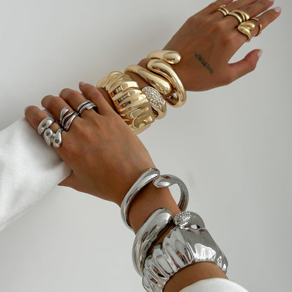 Exaggerated Irregular Glossy Bangle Bracelet Set