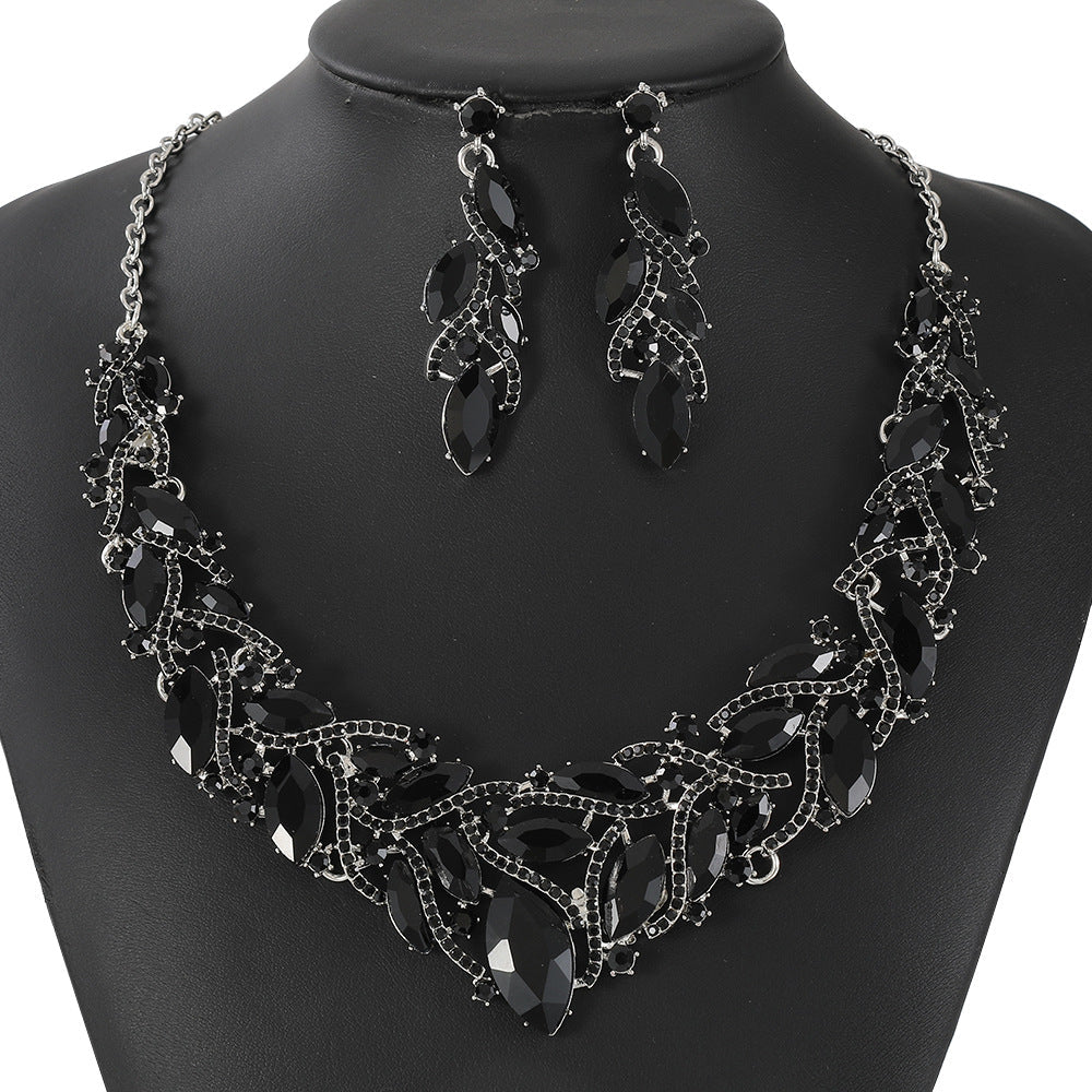 Crystal Gemstone Necklace and Earring Set with Floral Design for Elegant Occasions