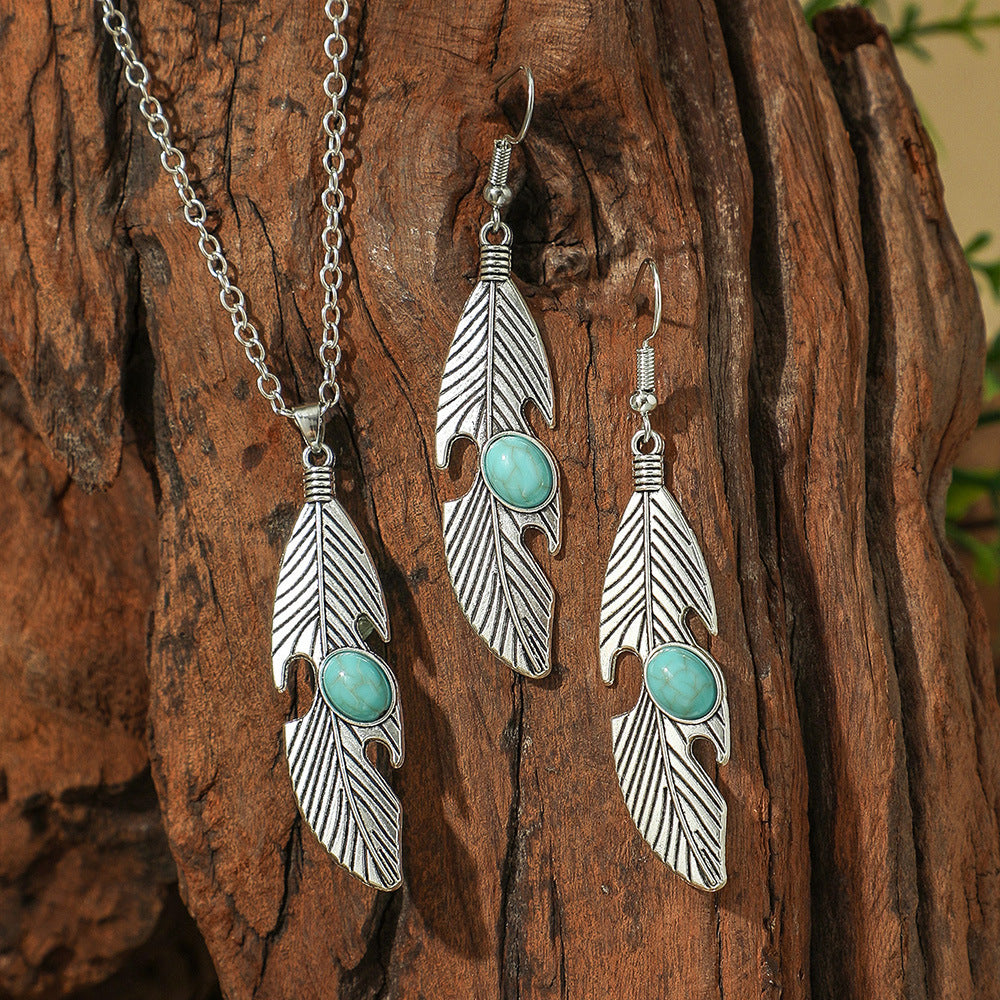 Bohemian Vintage Turquoise Water Drop Earrings and Necklace Set