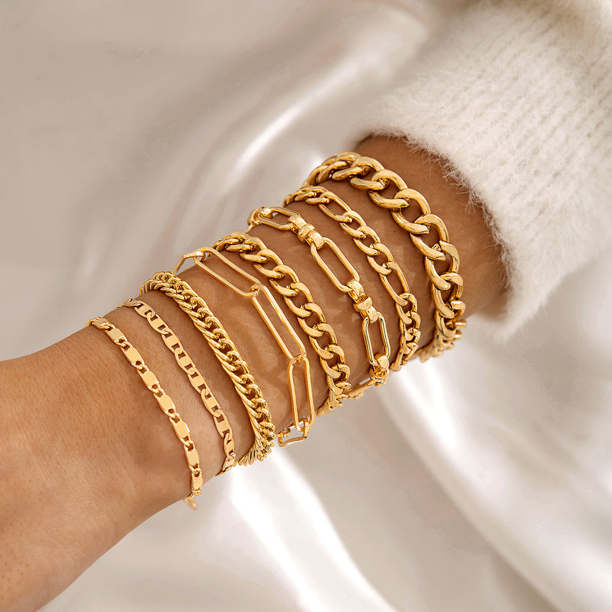 Vintage Geometric Open-Cuff Gold Bracelet Set
