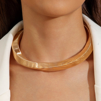 Trendy Geometric Metal Choker Necklace