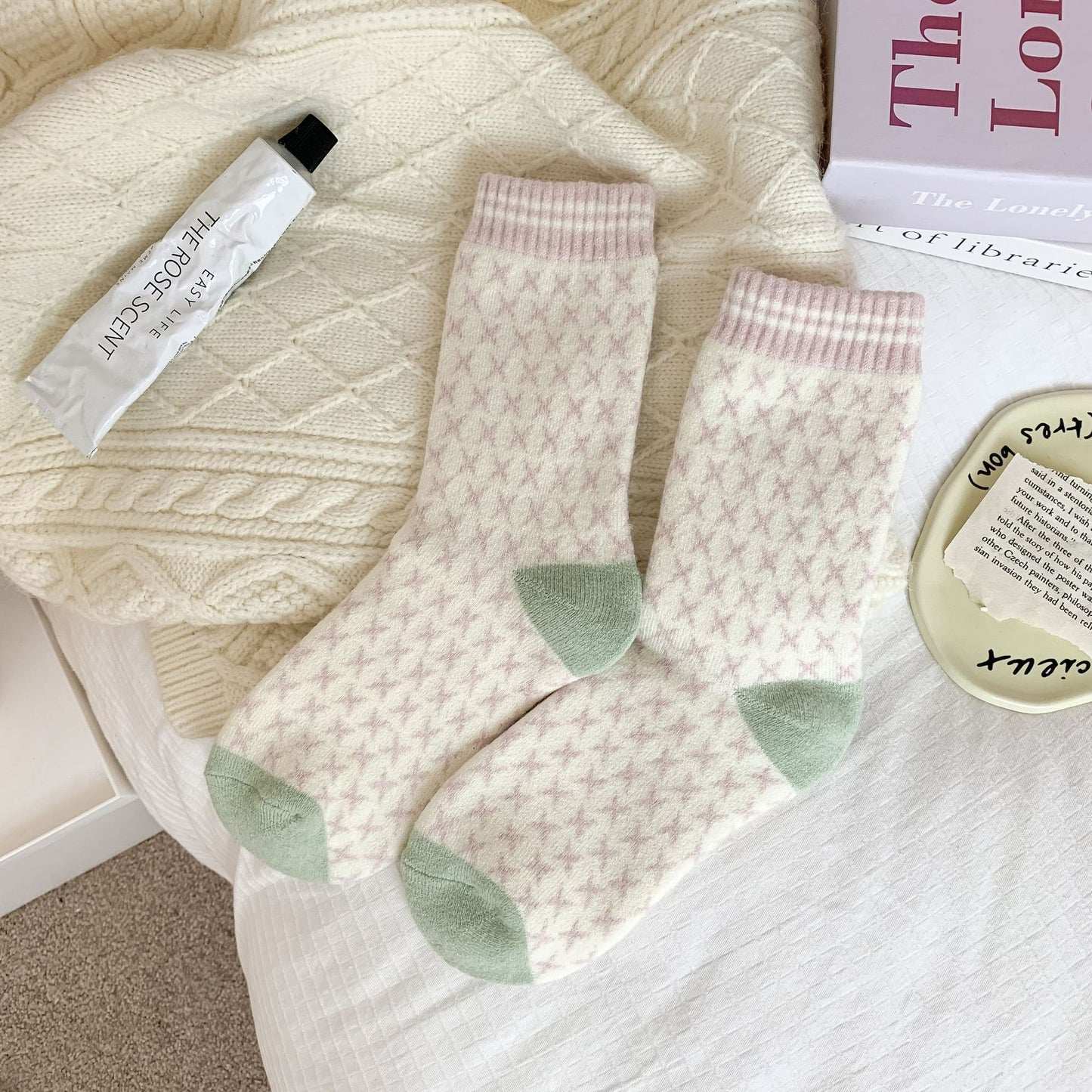 Rufia - Pastel Green &amp; Pink Winter Socks