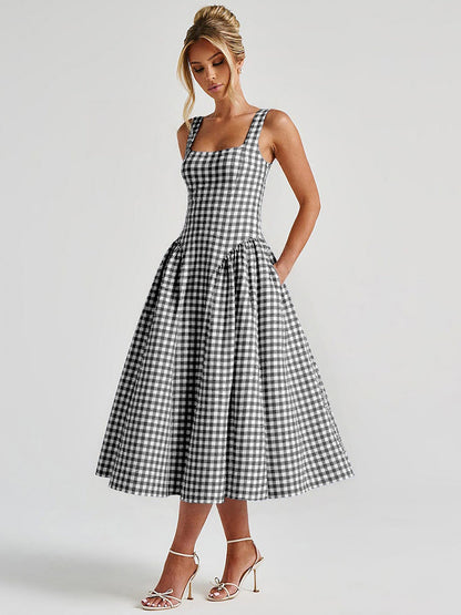 Stylish French Checkered Print Midi Dress with Backless Design