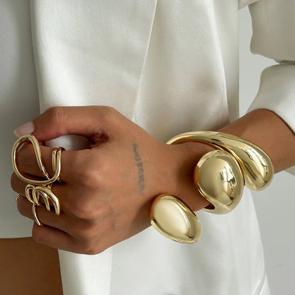 Exaggerated Spiral Water Drop Open Cuff Bracelet Set