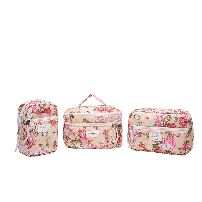 Flower Print Large Capacity Quilted Makeup Bag