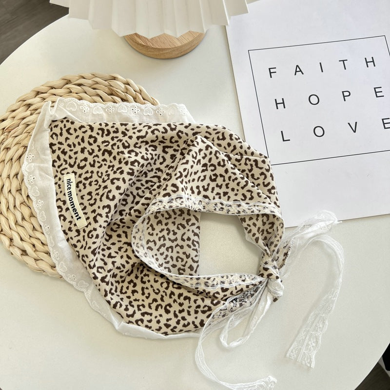 Haila - Farmhouse Romantic Floral Headscarf