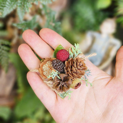 Forest-Themed Autumn Leaves Pinecone Hair Clip