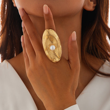 Metallic Wrinkled Pearl-Like Statement Ring For Women