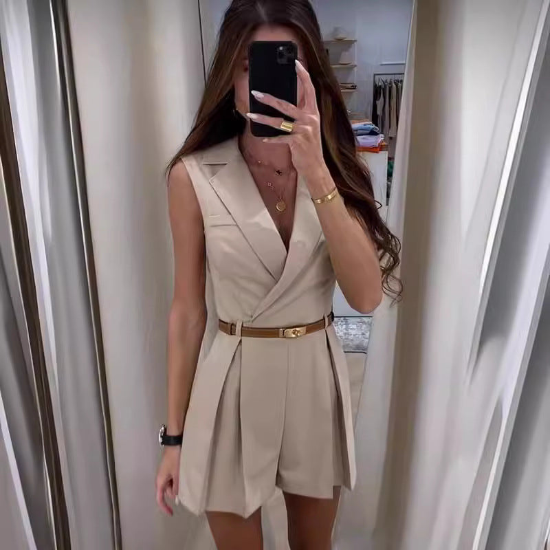 Chic Commute Sleeveless Jumpsuit in Polyester