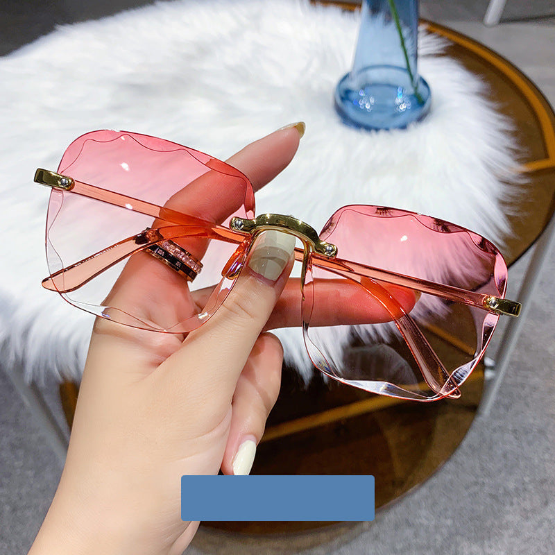 Trendy Fashionable Frameless Sunglasses Pink UV400 Protection