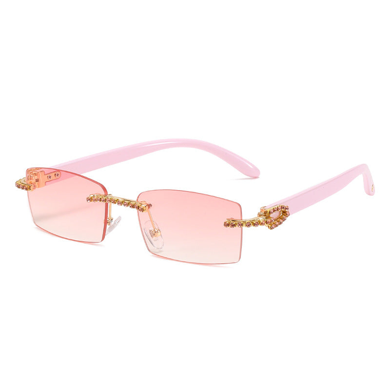 Trendy Square Sunglasses With Diamond Cut Frame