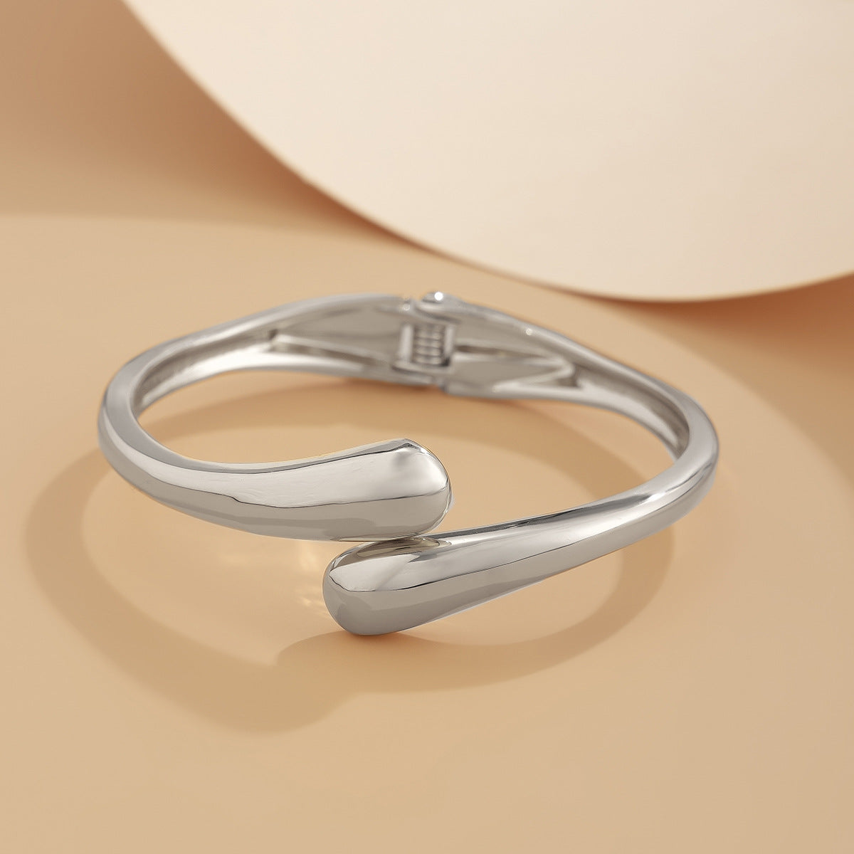 Trendy Irregular Alloy Bracelet Set with Unique Shaped Pearls