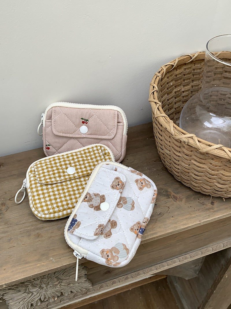 Multi-Functional Quilted Card Holder with Floral Print