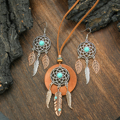 Bohemian Vintage Alloy Pendant Necklace With Spider Web Dreamcatcher
